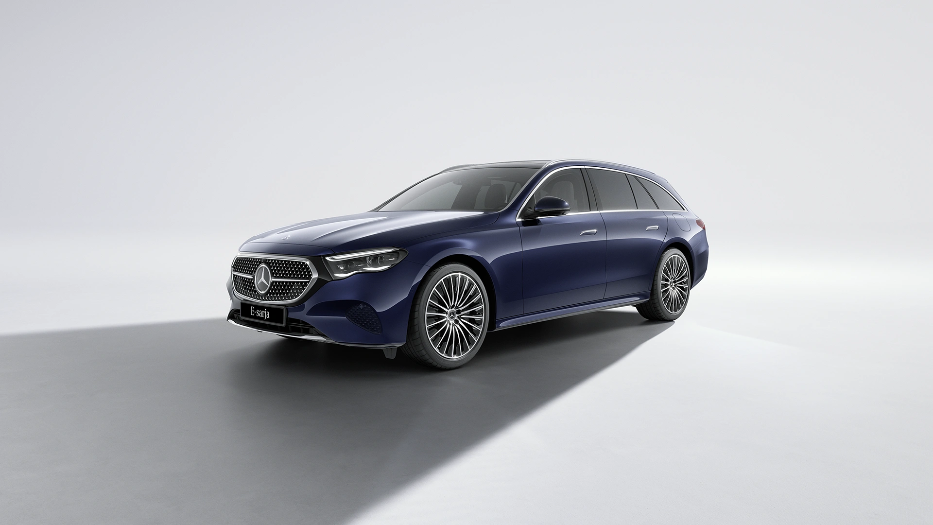 E klasės universalas