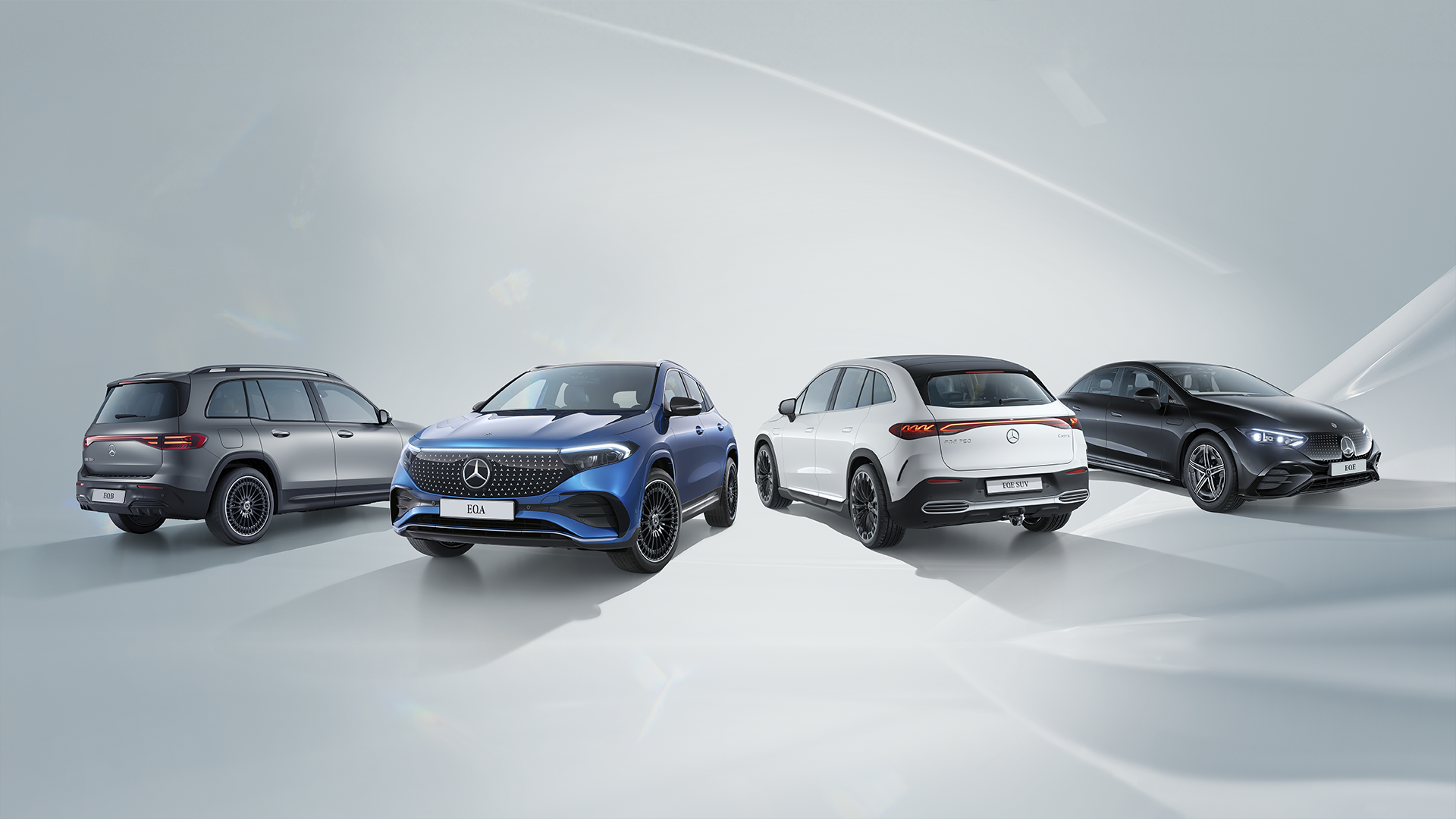 Visiškai elektrinių Mercedes-Benz automobilių gama