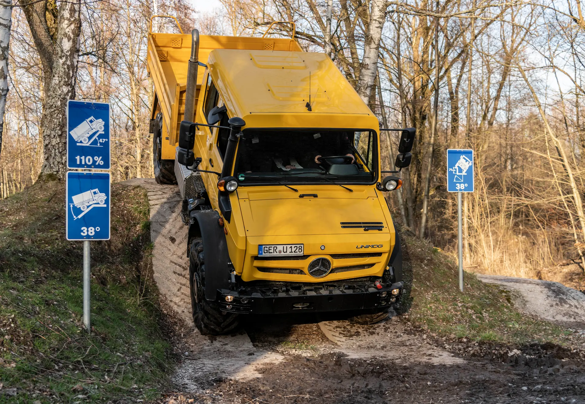 Unimog stačioje įkalnėje