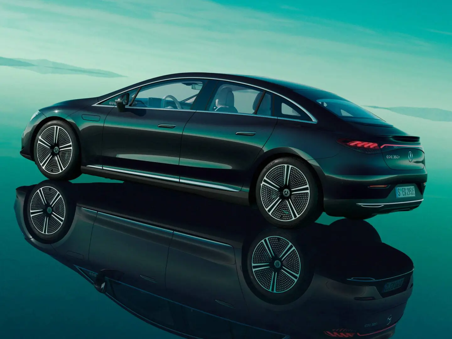 Mercedes-Benz automoblis