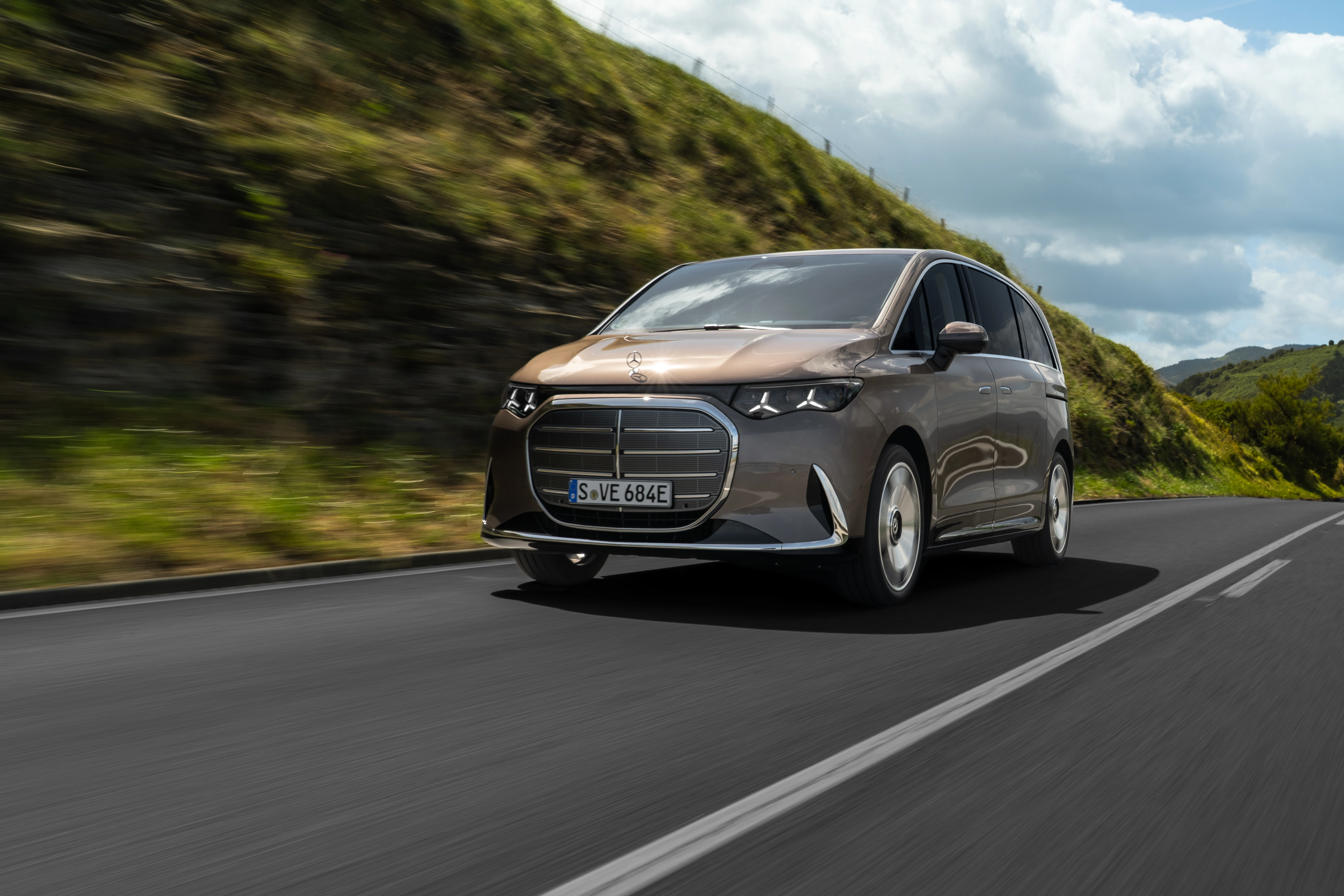Naujasis elektrinis Mercedes-Benz VLE